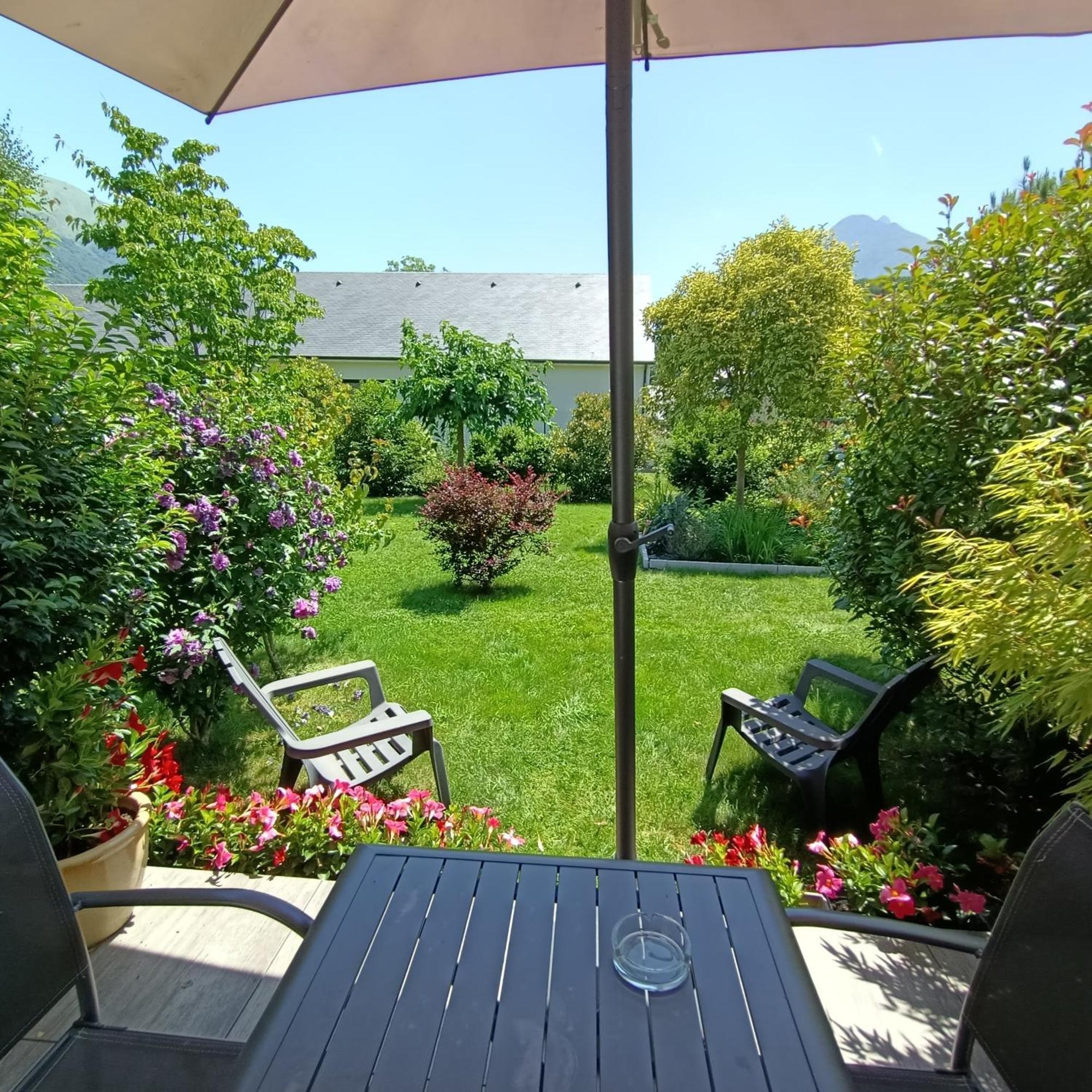 Le Balcon Des Cimes Apartment Adast Exterior photo