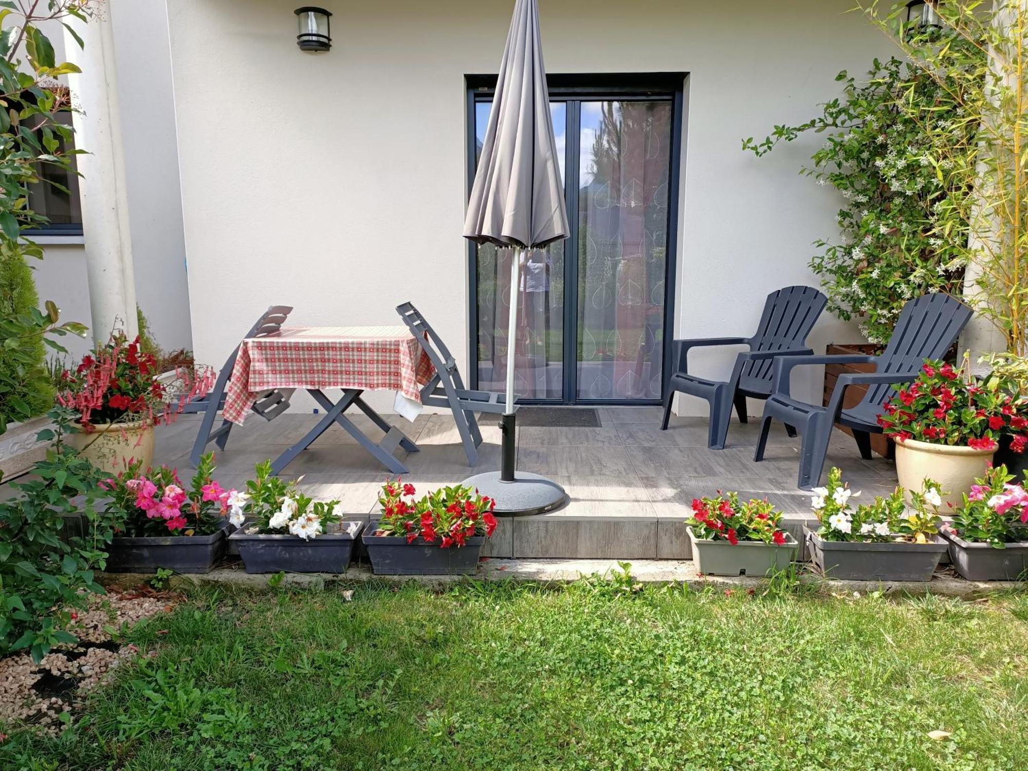 Le Balcon Des Cimes Apartment Adast Exterior photo